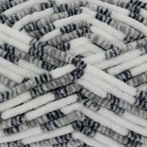 King Cole Yummy Chenille Shade 2218 Liquorice