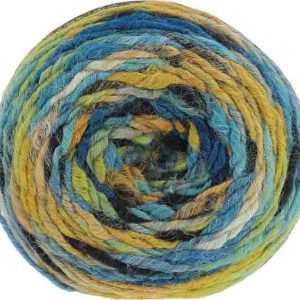 King Cole Safari 150g Chunky Cake Shade 5006 Lagoon